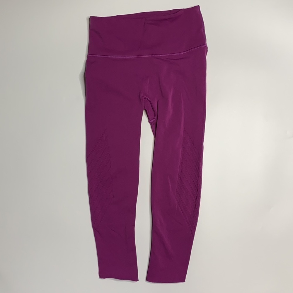 Lululemon Enlighten Regal Plum Crop